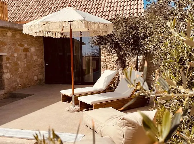 Mikro1890 ヴィラ *